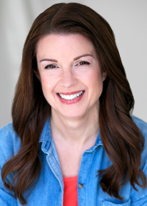 Amy Rose Traynor's "mom look" headshot.